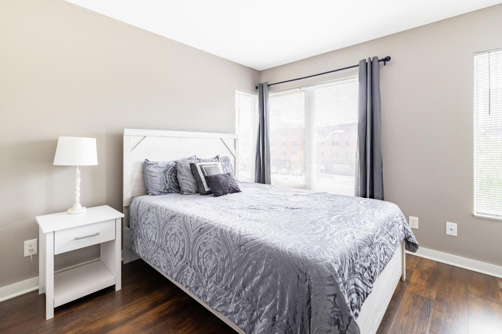 Luxury Downtown Townhome Unit 14 Cleveland Esterno foto