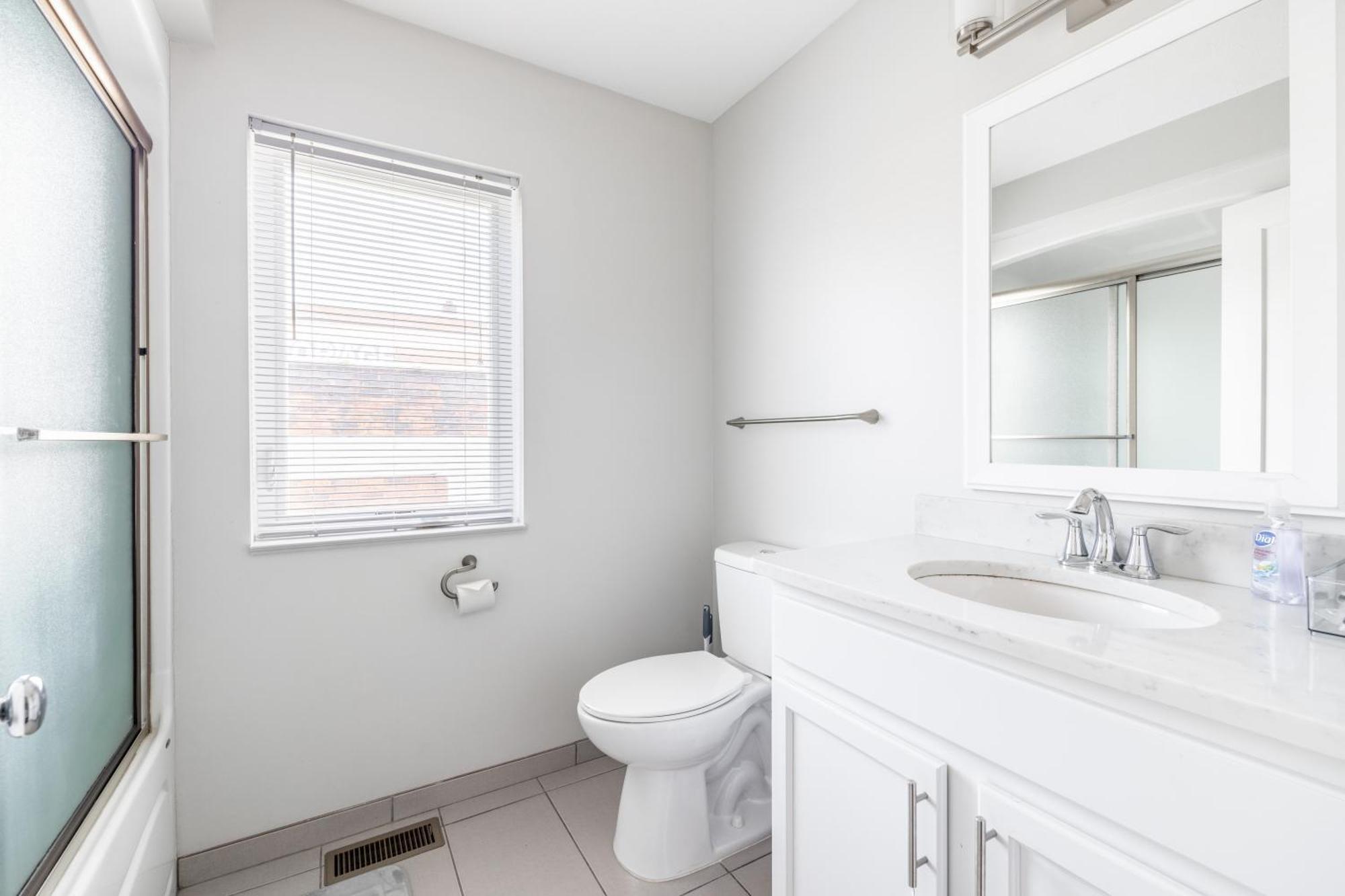 Luxury Downtown Townhome Unit 14 Cleveland Esterno foto