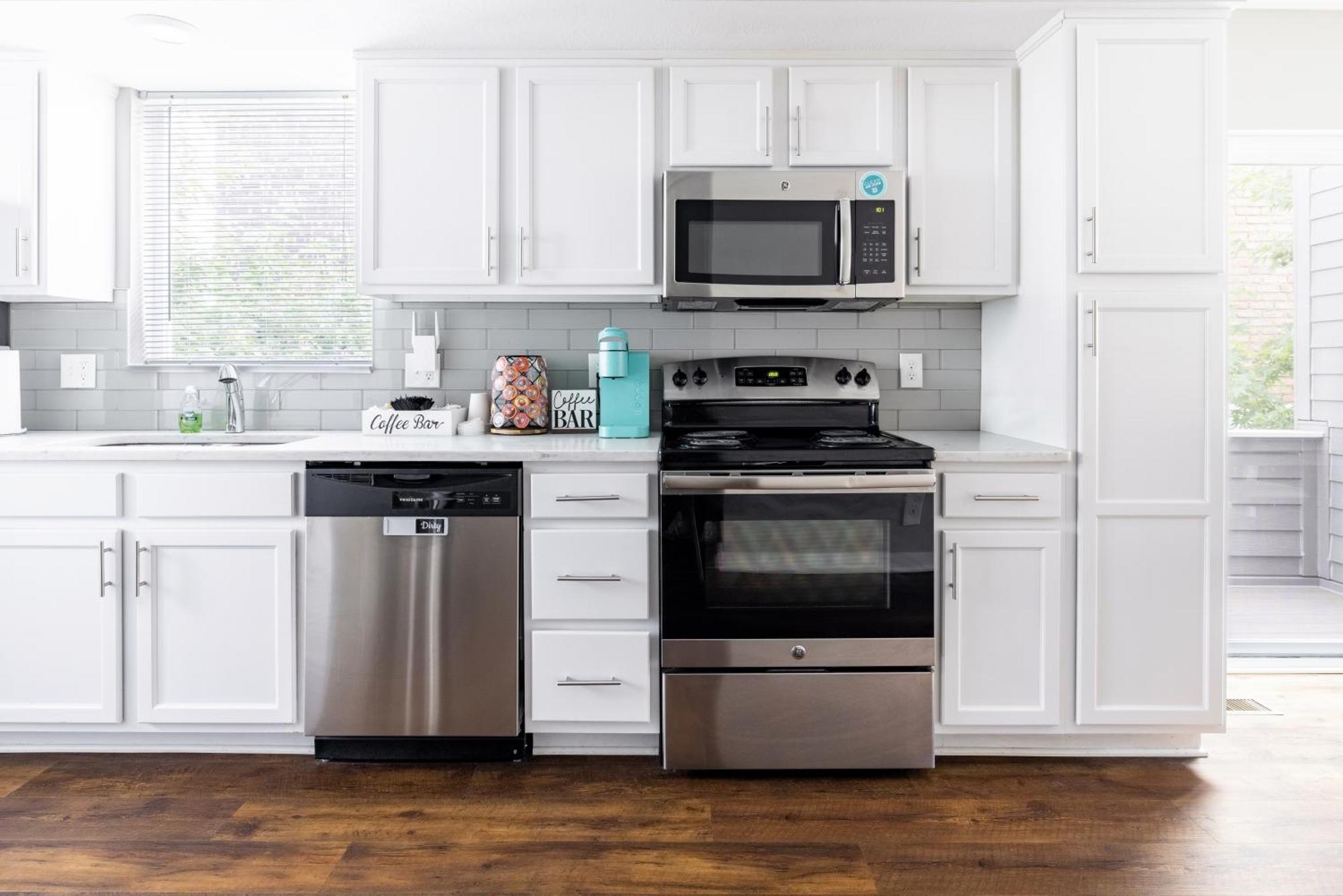 Luxury Downtown Townhome Unit 14 Cleveland Esterno foto
